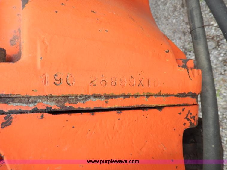 image for item G5279 1967 Allis Chalmers 190XT Series 3 tractor