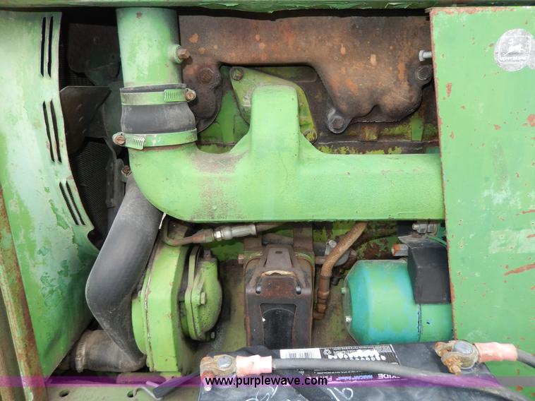 image for item G5281 1967 John Deere 3020 tractor