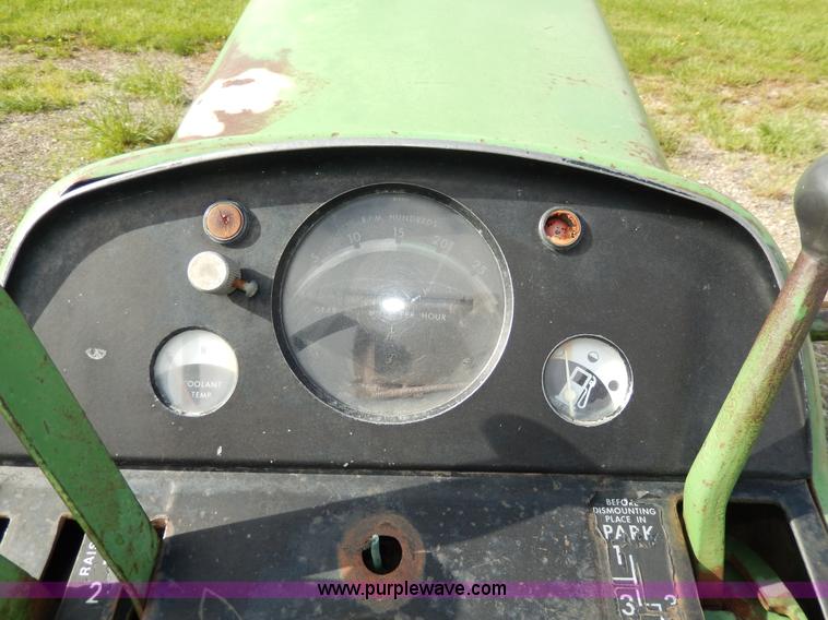 image for item G5281 1967 John Deere 3020 tractor