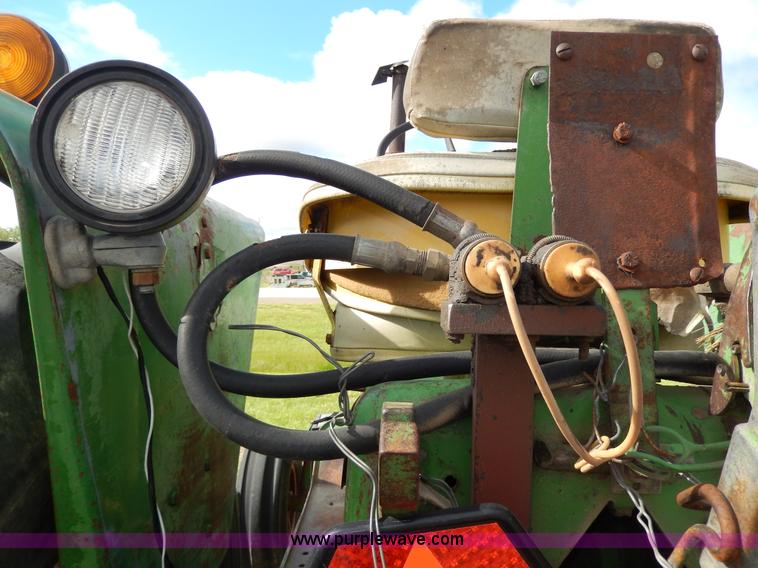 image for item G5281 1967 John Deere 3020 tractor