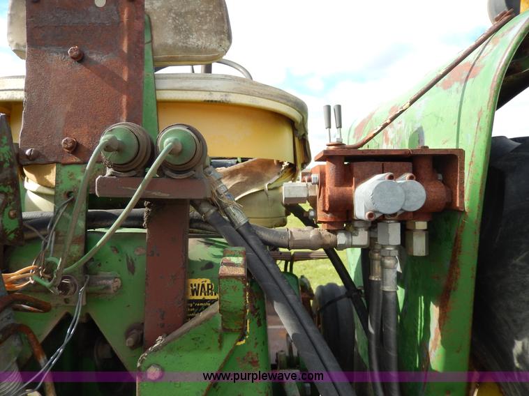 image for item G5281 1967 John Deere 3020 tractor