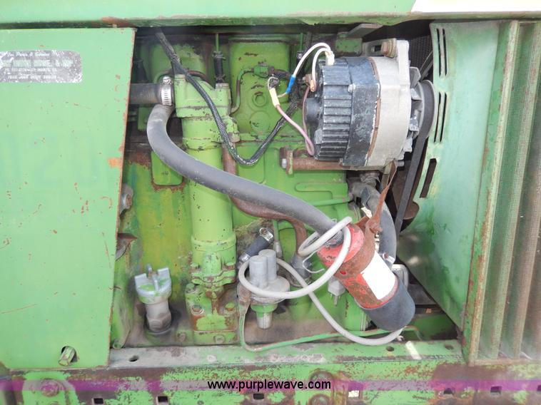 image for item G5281 1967 John Deere 3020 tractor