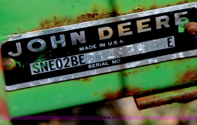 image for item G5288 John Deere square bale ejector