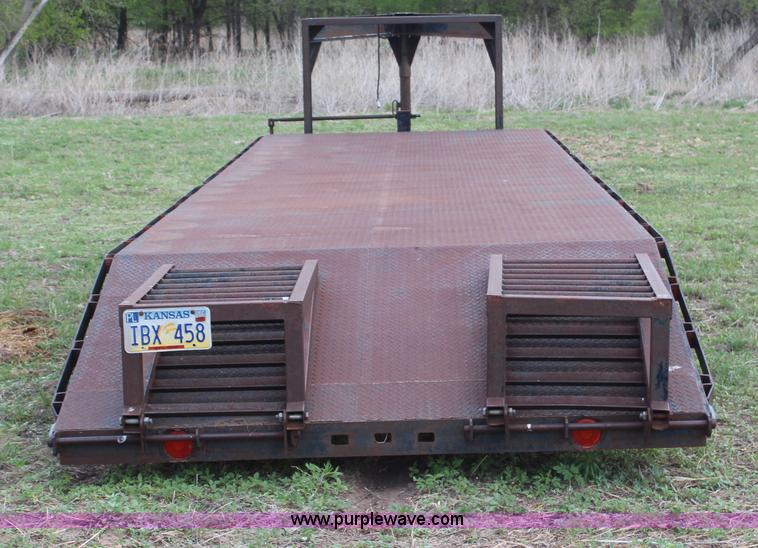 image for item G5481 1983 Bohn double axle flatbed gooseneck trailer