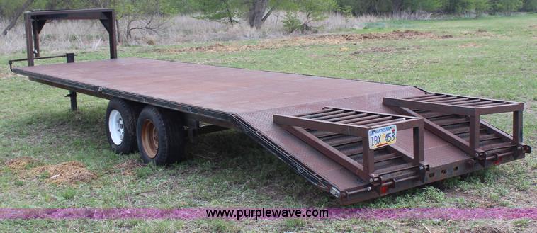 image for item G5481 1983 Bohn double axle flatbed gooseneck trailer