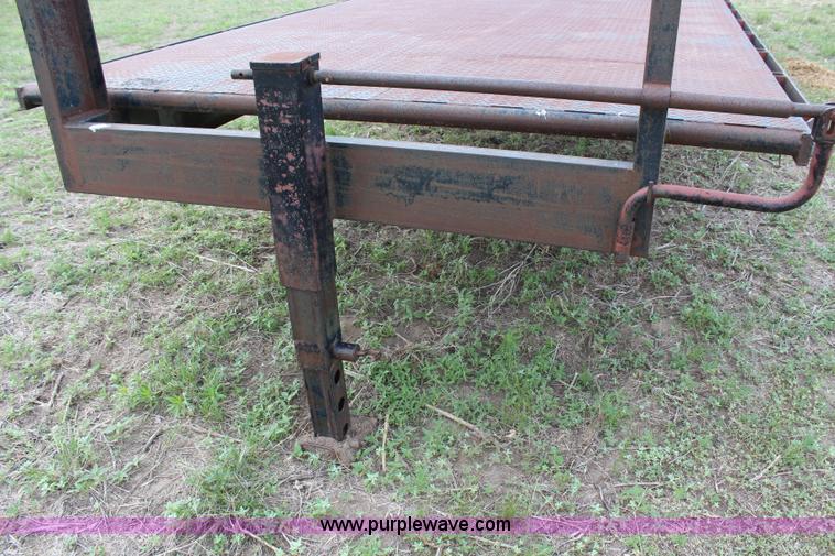 image for item G5481 1983 Bohn double axle flatbed gooseneck trailer