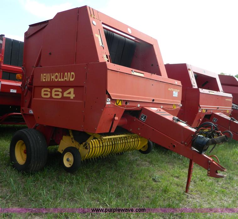 image for item G7864 New Holland 664 round baler