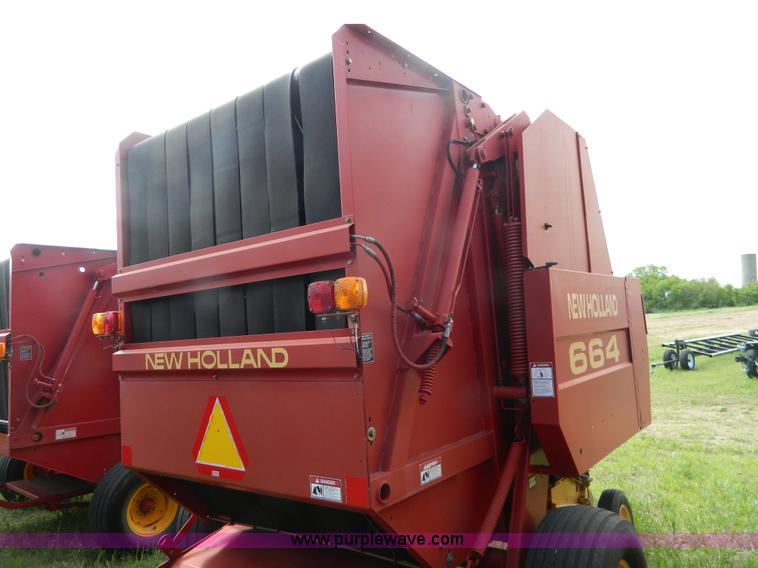 image for item G7864 New Holland 664 round baler