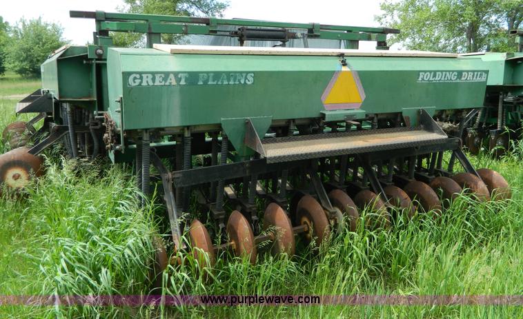 image for item G7868 Great Plains mini till drill