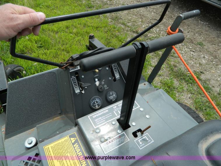 image for item G7870 Grazer G1800C lawn mower