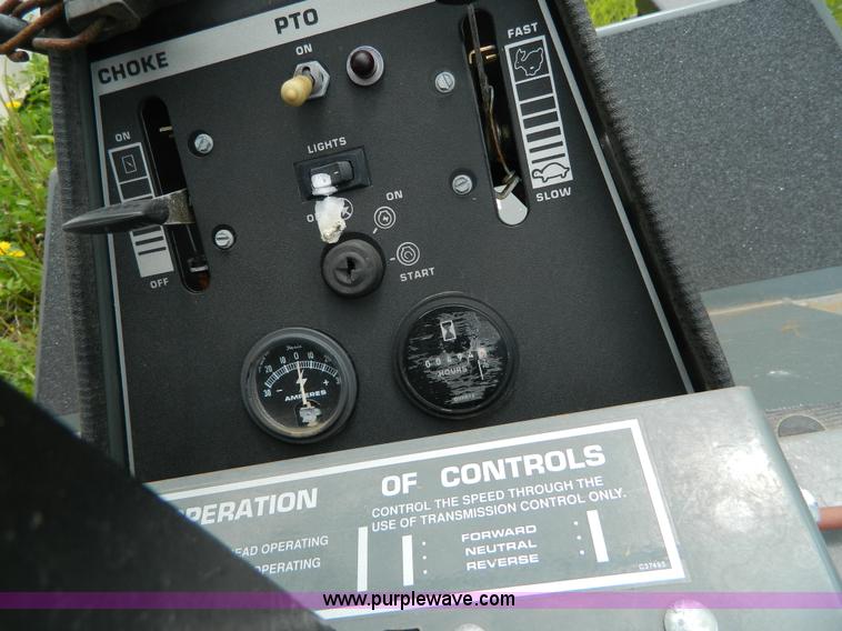 image for item G7870 Grazer G1800C lawn mower