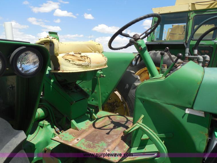 image for item H3156 1962 John Deere 2010 tractor