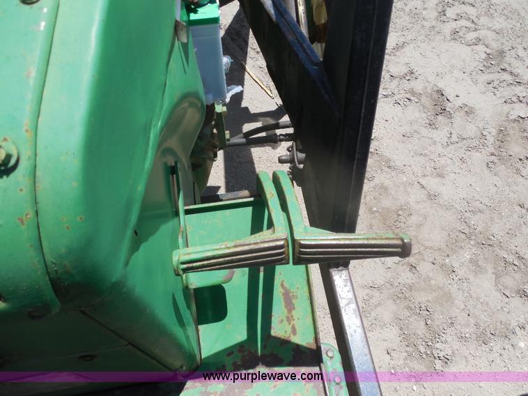 image for item H3156 1962 John Deere 2010 tractor