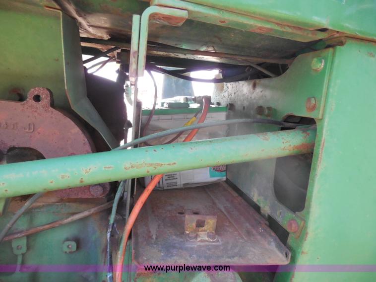 image for item H3156 1962 John Deere 2010 tractor