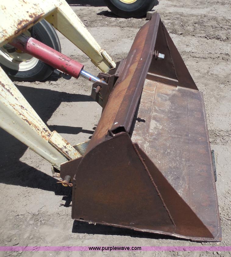 image for item H3156 1962 John Deere 2010 tractor