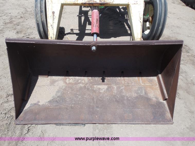 image for item H3156 1962 John Deere 2010 tractor