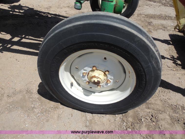 image for item H3156 1962 John Deere 2010 tractor