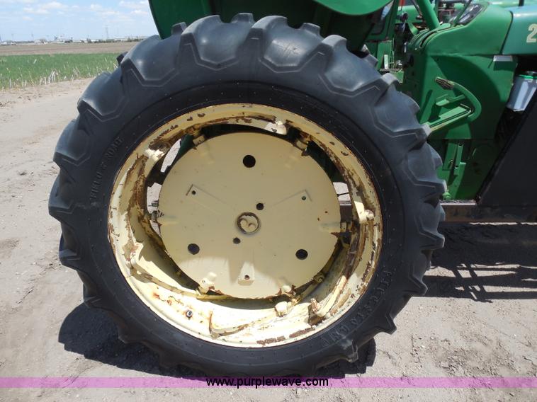 image for item H3156 1962 John Deere 2010 tractor