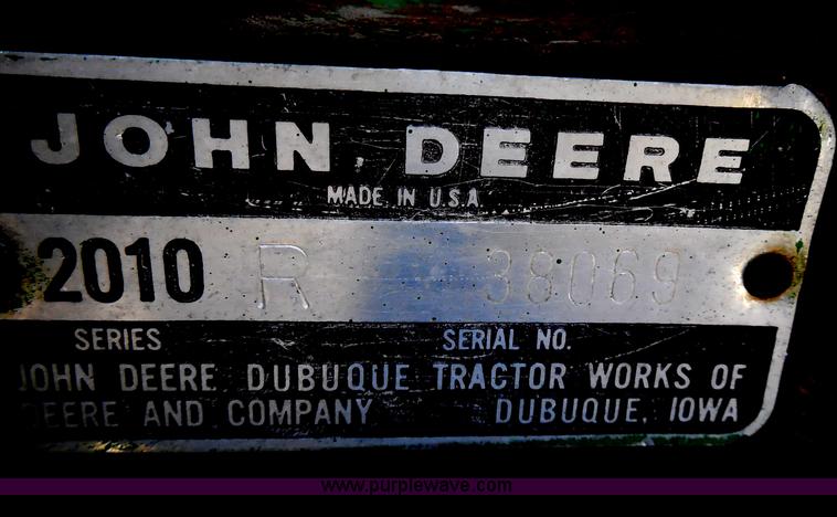 image for item H3156 1962 John Deere 2010 tractor