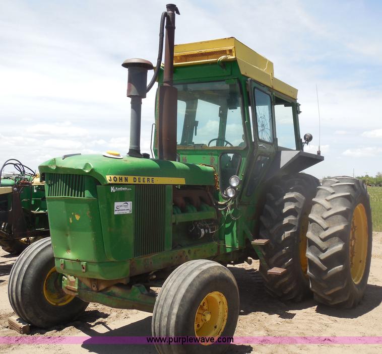 image for item H3157 1969 John Deere 5020 tractor