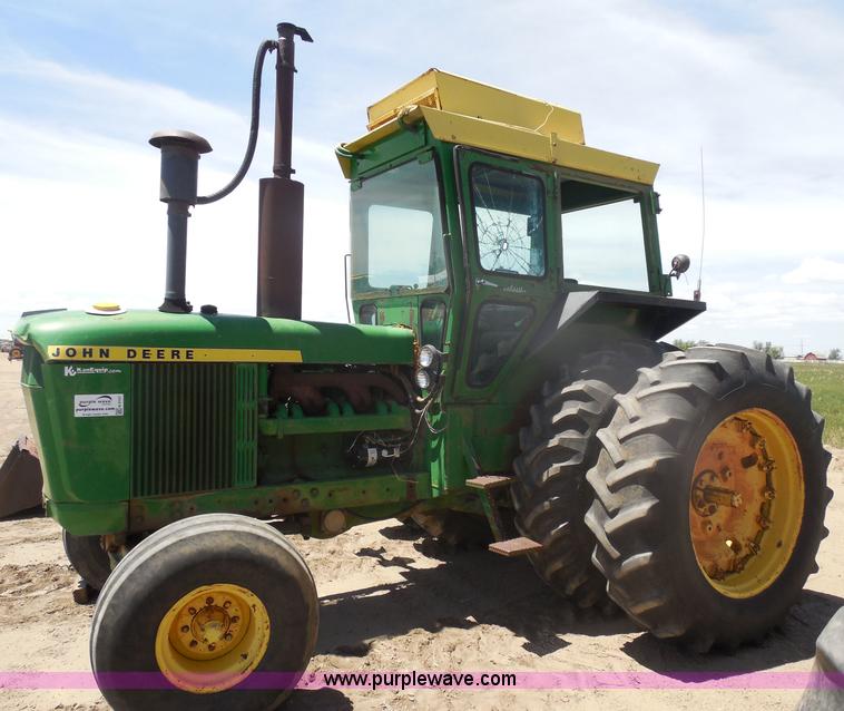 image for item H3157 1969 John Deere 5020 tractor