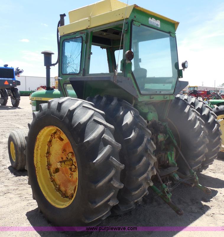 image for item H3157 1969 John Deere 5020 tractor