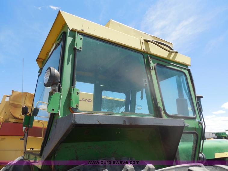 image for item H3157 1969 John Deere 5020 tractor