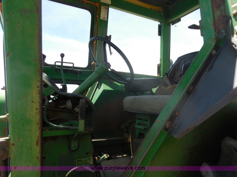 image for item H3157 1969 John Deere 5020 tractor