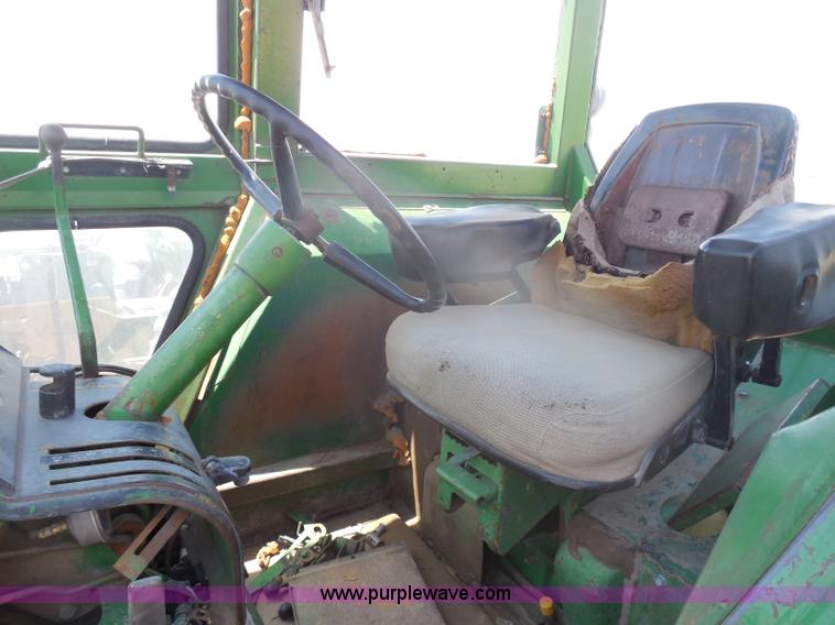 image for item H3157 1969 John Deere 5020 tractor