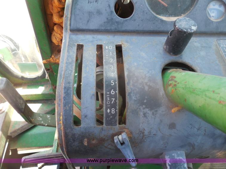 image for item H3157 1969 John Deere 5020 tractor