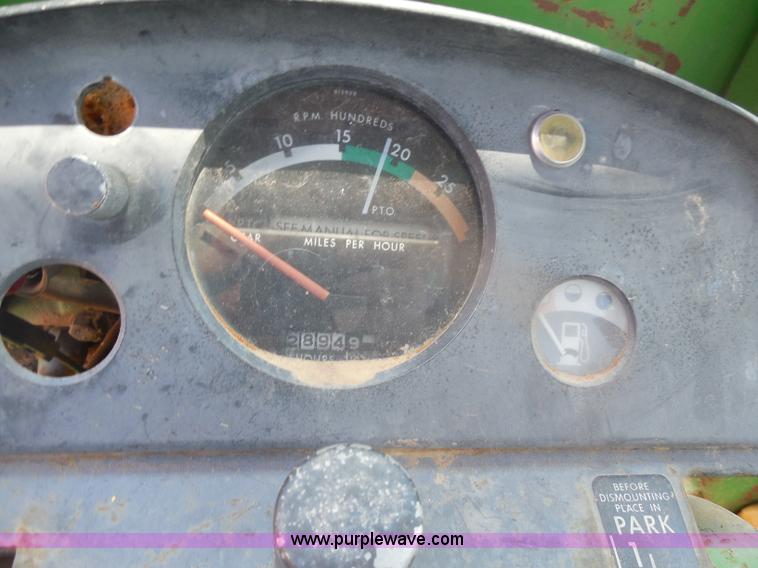 image for item H3157 1969 John Deere 5020 tractor