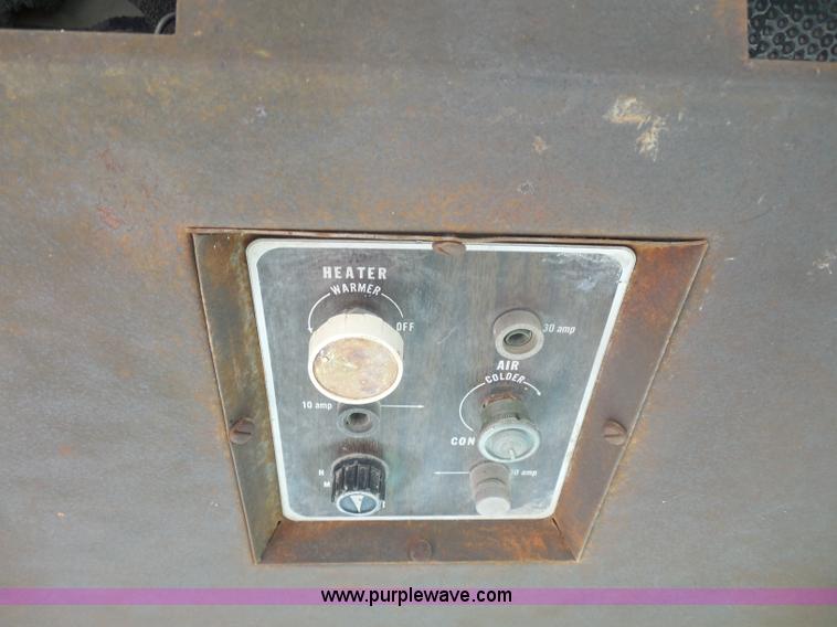 image for item H3157 1969 John Deere 5020 tractor