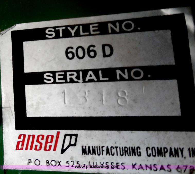 image for item H3157 1969 John Deere 5020 tractor