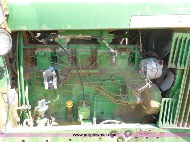 image for item H3157 1969 John Deere 5020 tractor