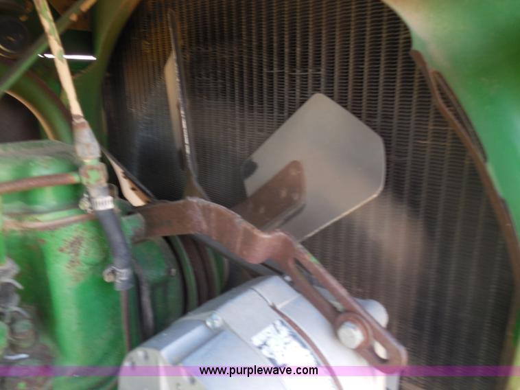 image for item H3157 1969 John Deere 5020 tractor