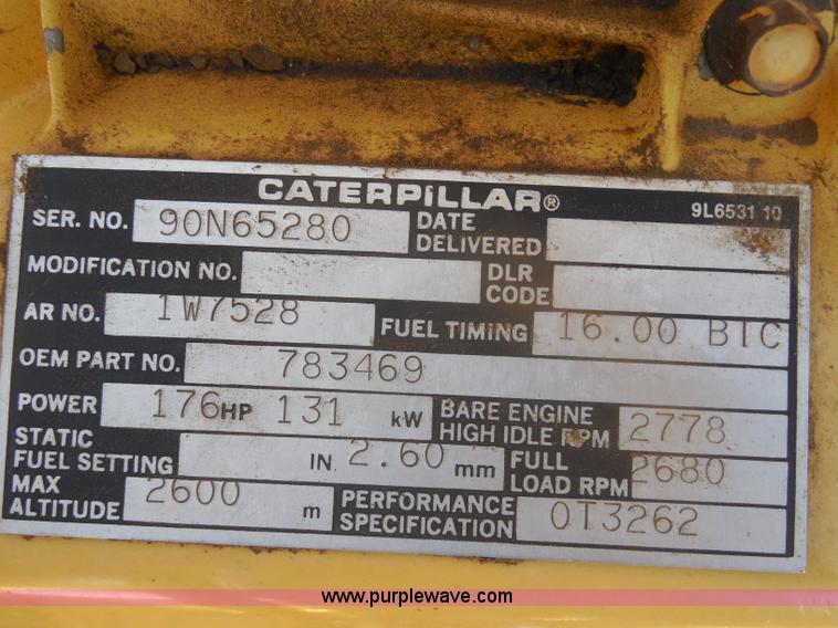 image for item H3158 1986 New Holland TR86 combine