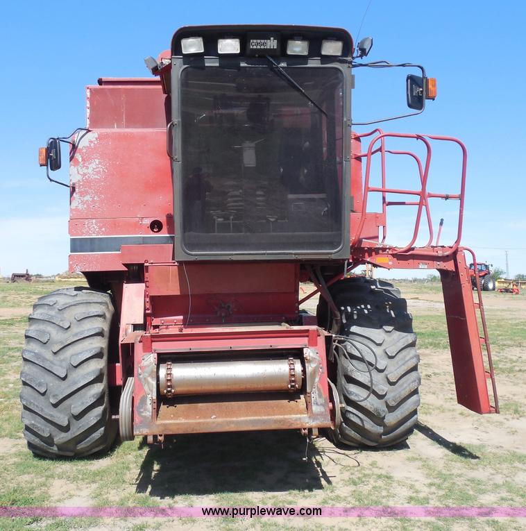 image for item H3159 1991 Case IH 1680 Axial-Flow combine