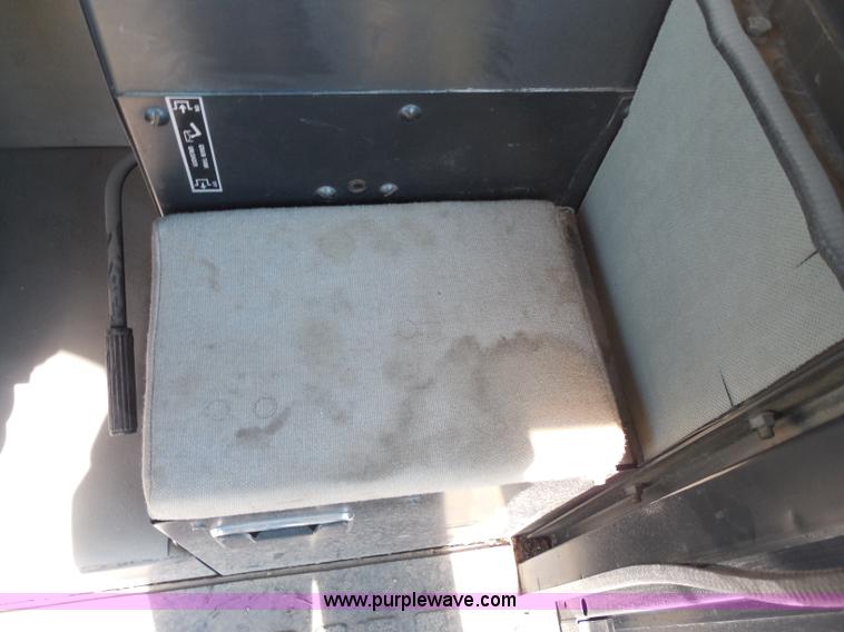 image for item H3159 1991 Case IH 1680 Axial-Flow combine