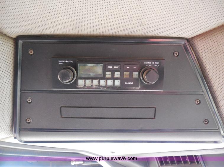 image for item H3159 1991 Case IH 1680 Axial-Flow combine