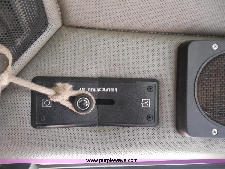 image for item H3159 1991 Case IH 1680 Axial-Flow combine