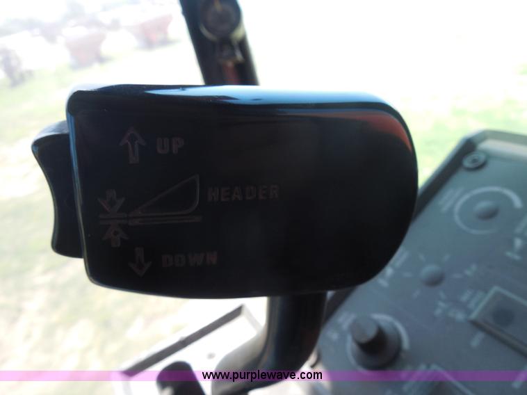 image for item H3159 1991 Case IH 1680 Axial-Flow combine