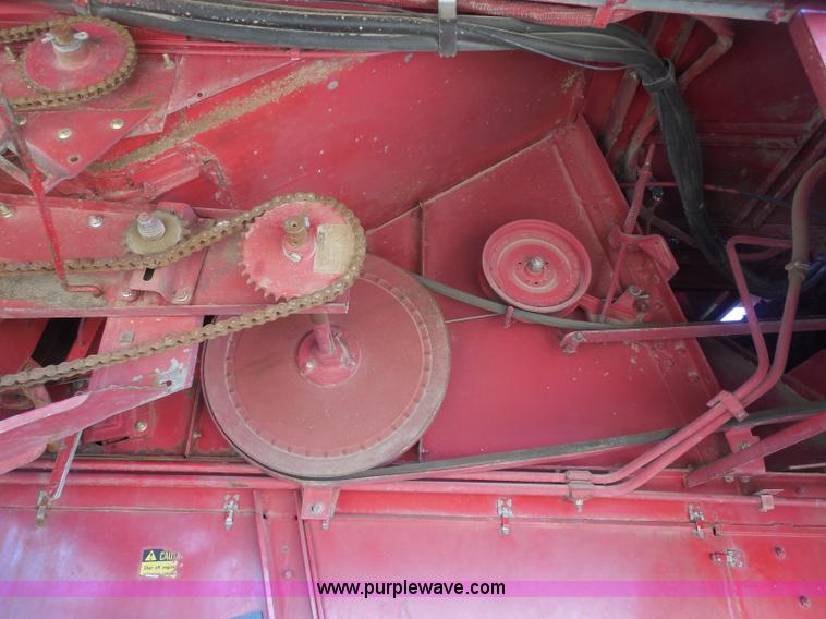 image for item H3159 1991 Case IH 1680 Axial-Flow combine