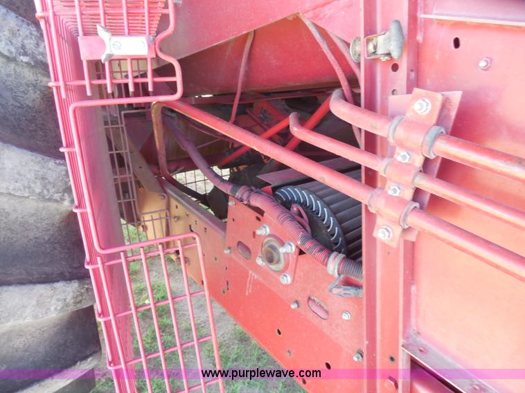 image for item H3159 1991 Case IH 1680 Axial-Flow combine