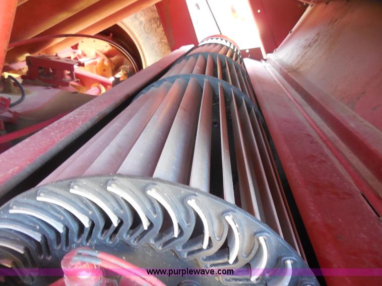 image for item H3159 1991 Case IH 1680 Axial-Flow combine