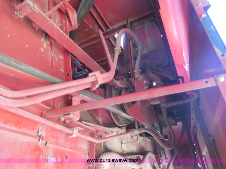 image for item H3159 1991 Case IH 1680 Axial-Flow combine
