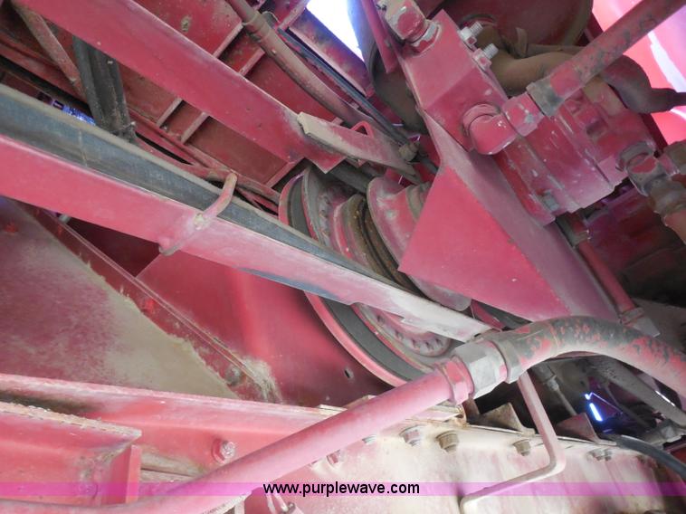image for item H3159 1991 Case IH 1680 Axial-Flow combine