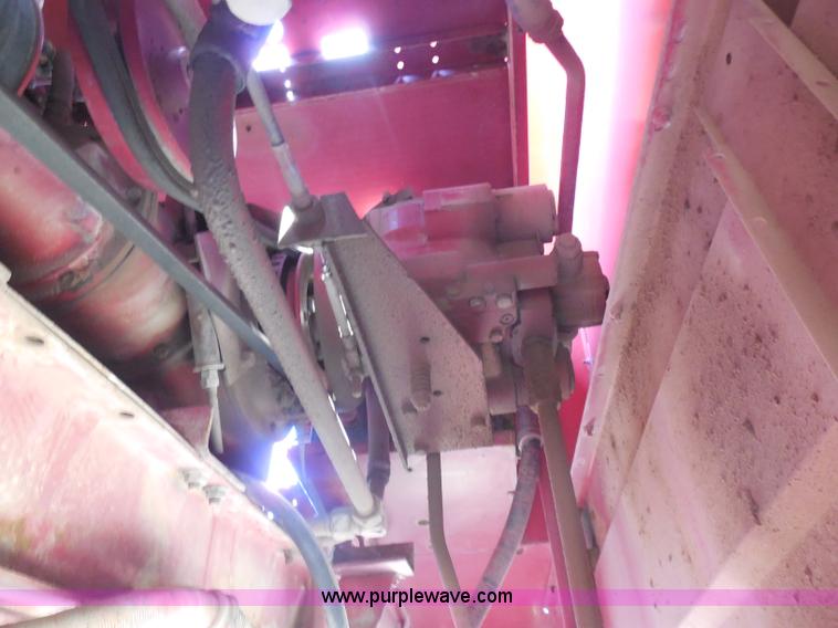 image for item H3159 1991 Case IH 1680 Axial-Flow combine