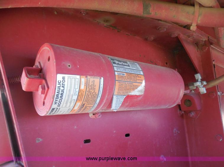 image for item H3159 1991 Case IH 1680 Axial-Flow combine