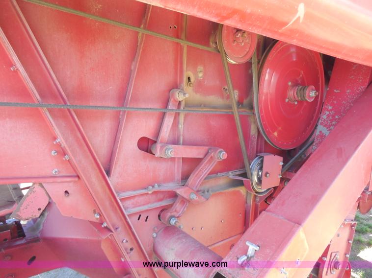 image for item H3159 1991 Case IH 1680 Axial-Flow combine