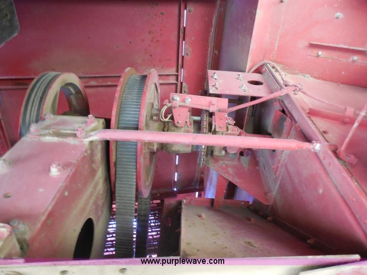 image for item H3159 1991 Case IH 1680 Axial-Flow combine